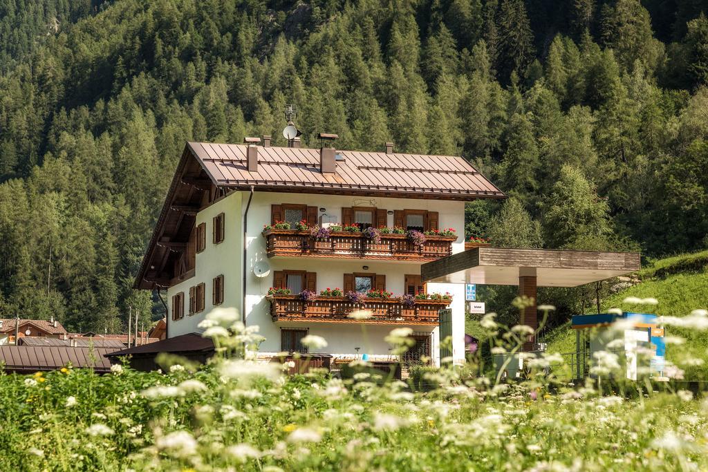 B&B Cicolini Rabbi Buitenkant foto